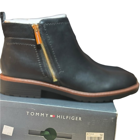 Tommy Hilfiger Fawn Booties Size 11M - Picture 4 of 11